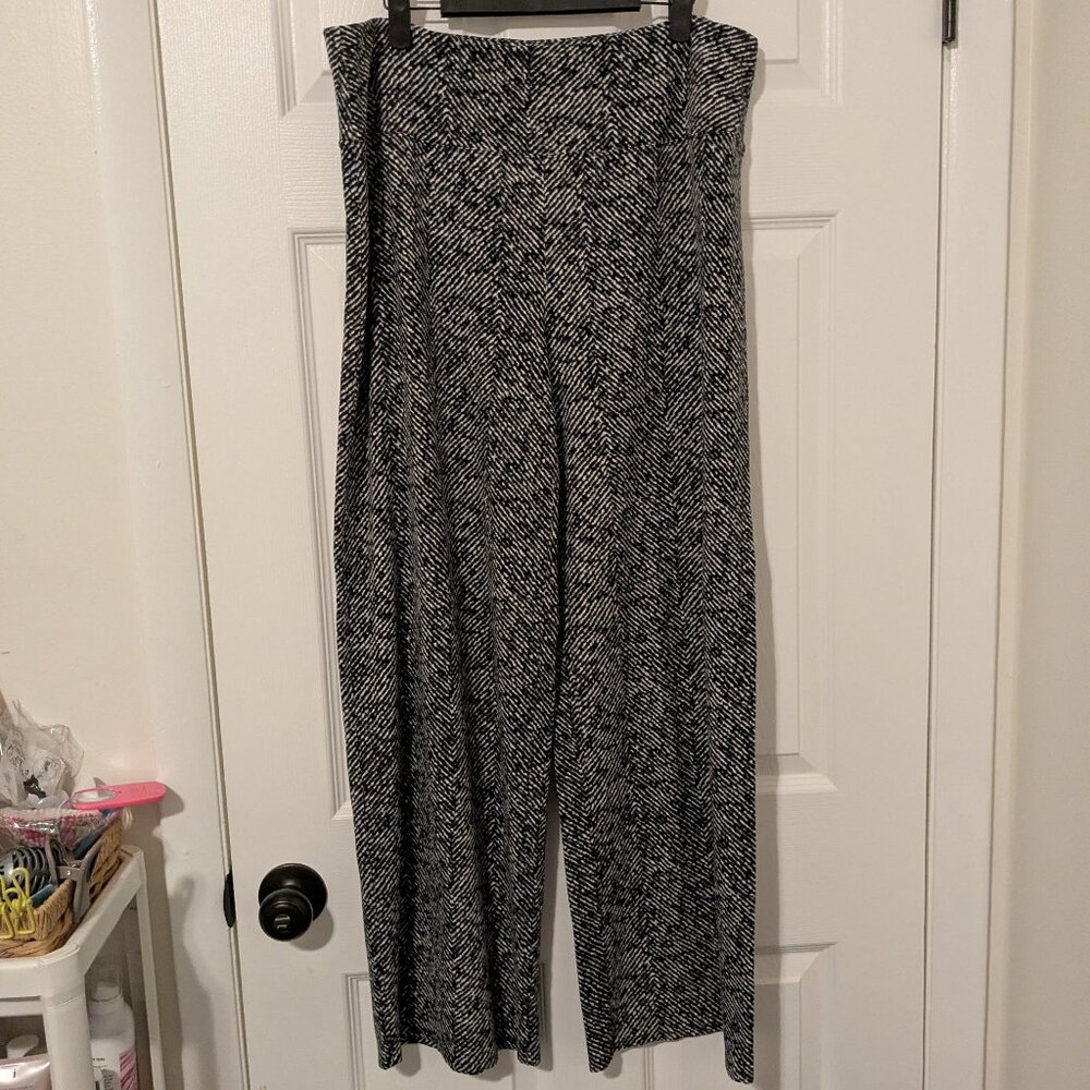 J Jill Wearever Collection smooth fit full leg pants size large